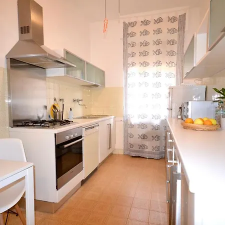 Ortensia, Cozy Flat Family Friendly, With Wi-fi سانتا مارغريتا ليغور